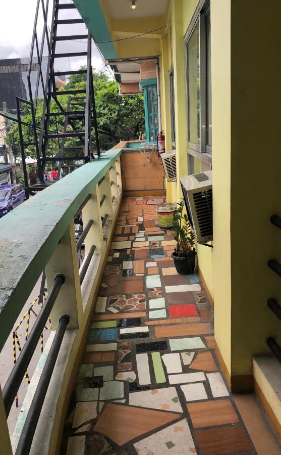 Favila Transient Rooms Pasay Exterior photo